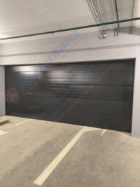 Секционные противопожарные ворота FireTechnics-S EI60 без калитки в паркинге ЖК Секционные противопожарные ворота FireTechnics-S EI60 без калитки в паркинге ЖК